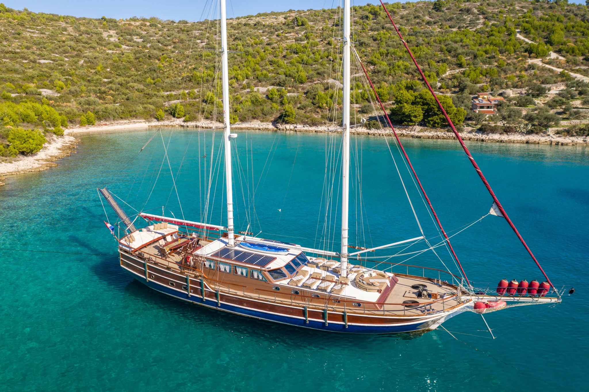 Nostra Vita yacht