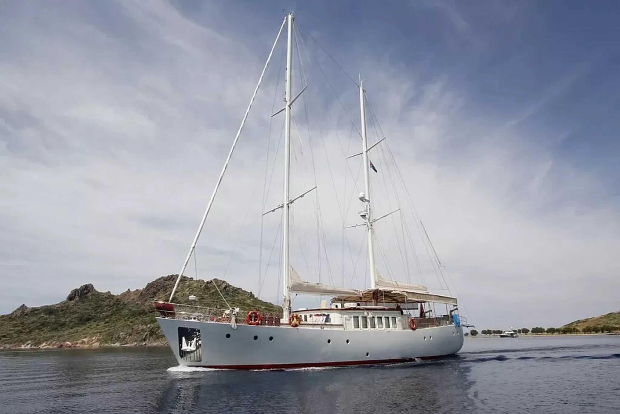 Deniz 61 — Foto 2