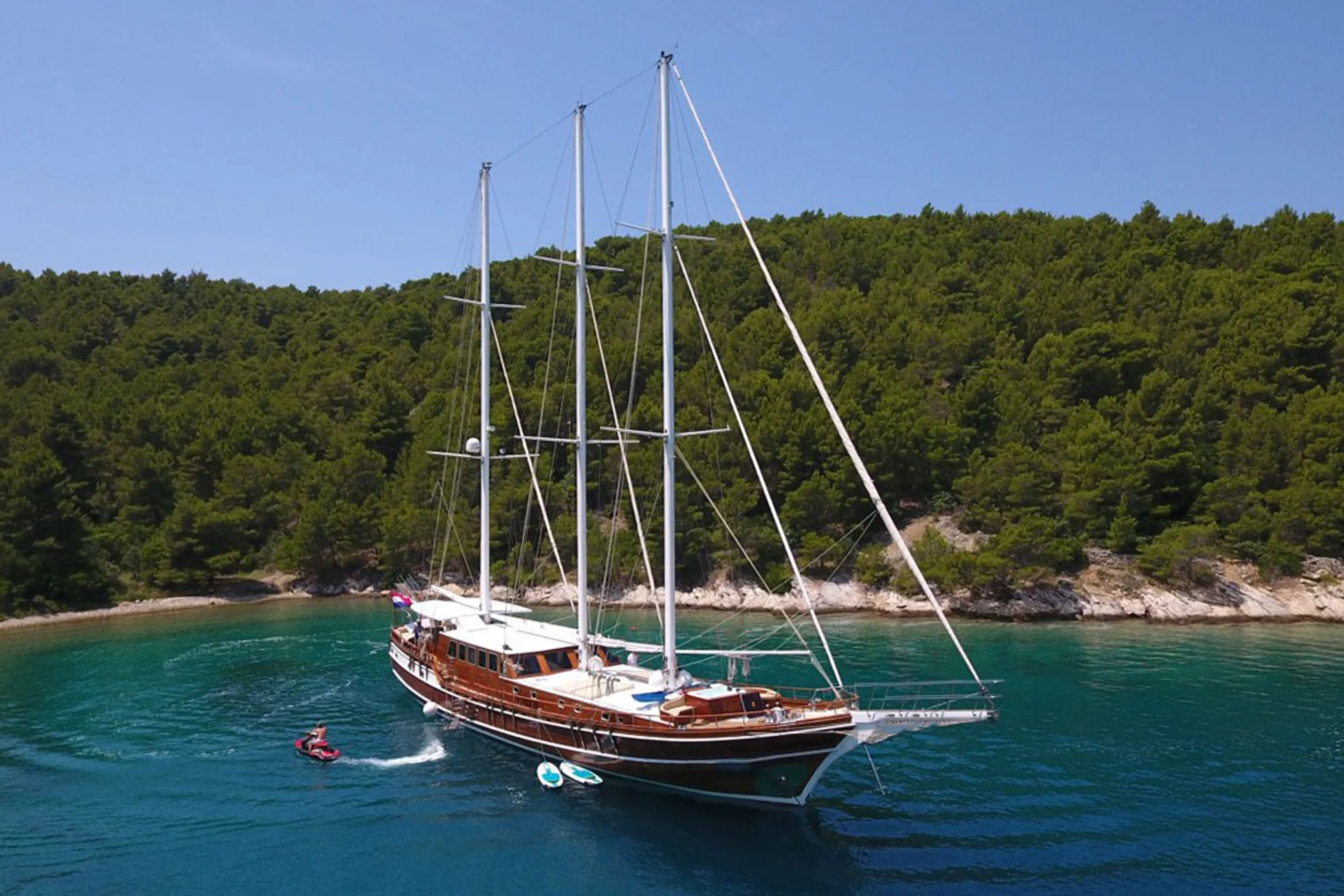 Dolce Vita yacht