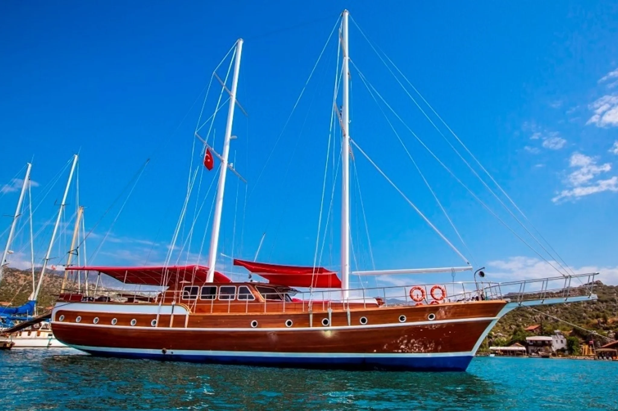 ALI KAPTAN yacht