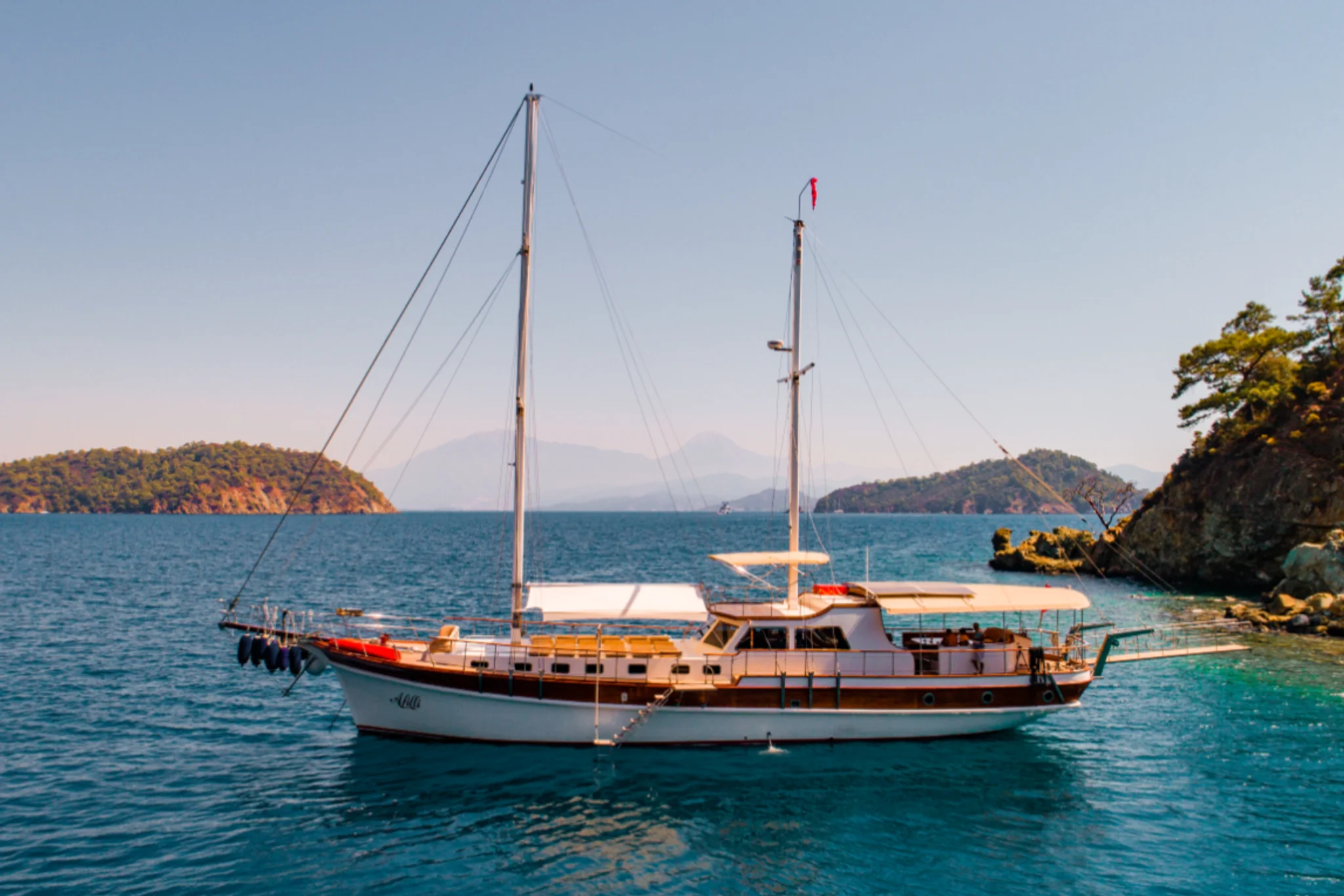 AFILLI yacht