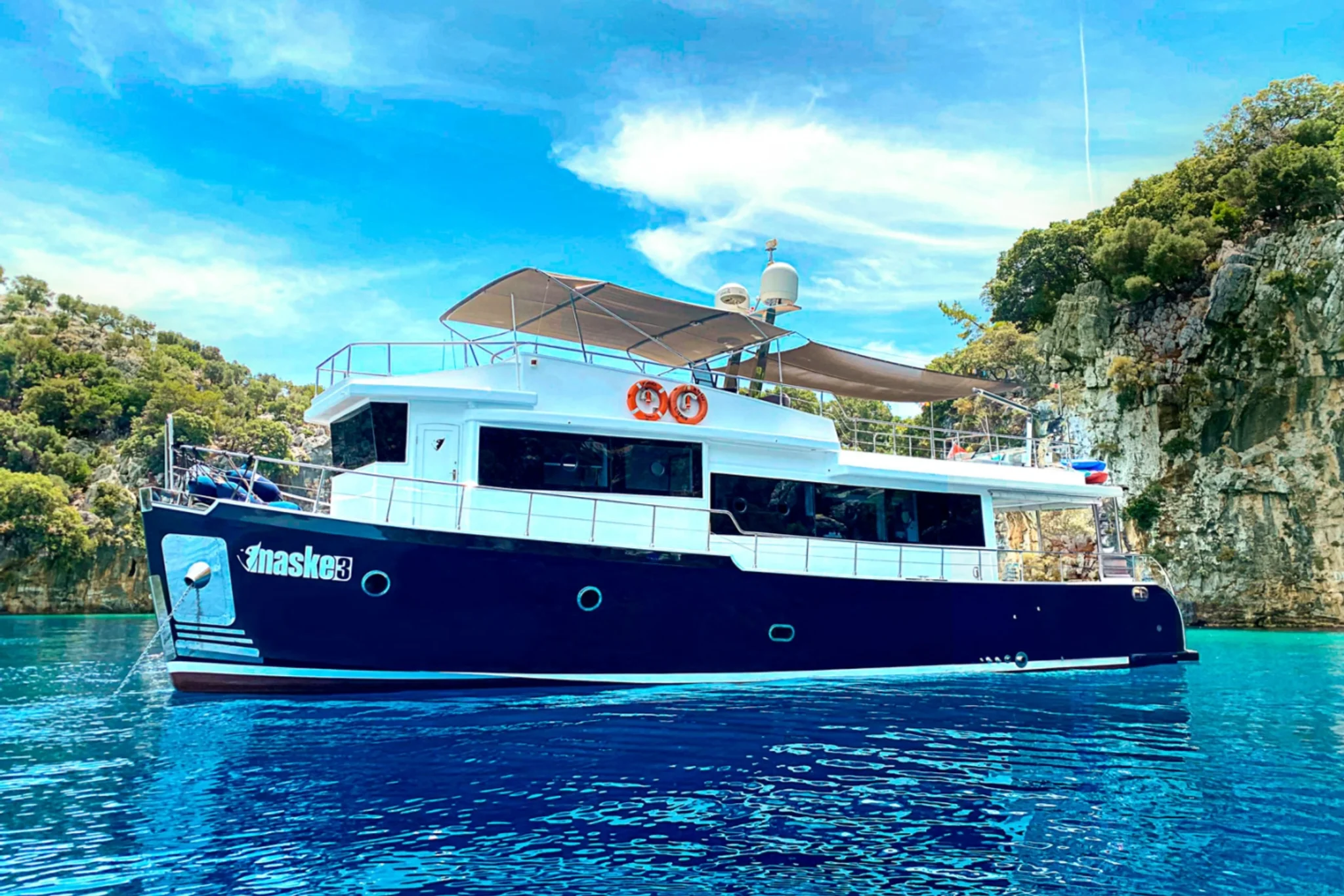 Maske 3 yacht