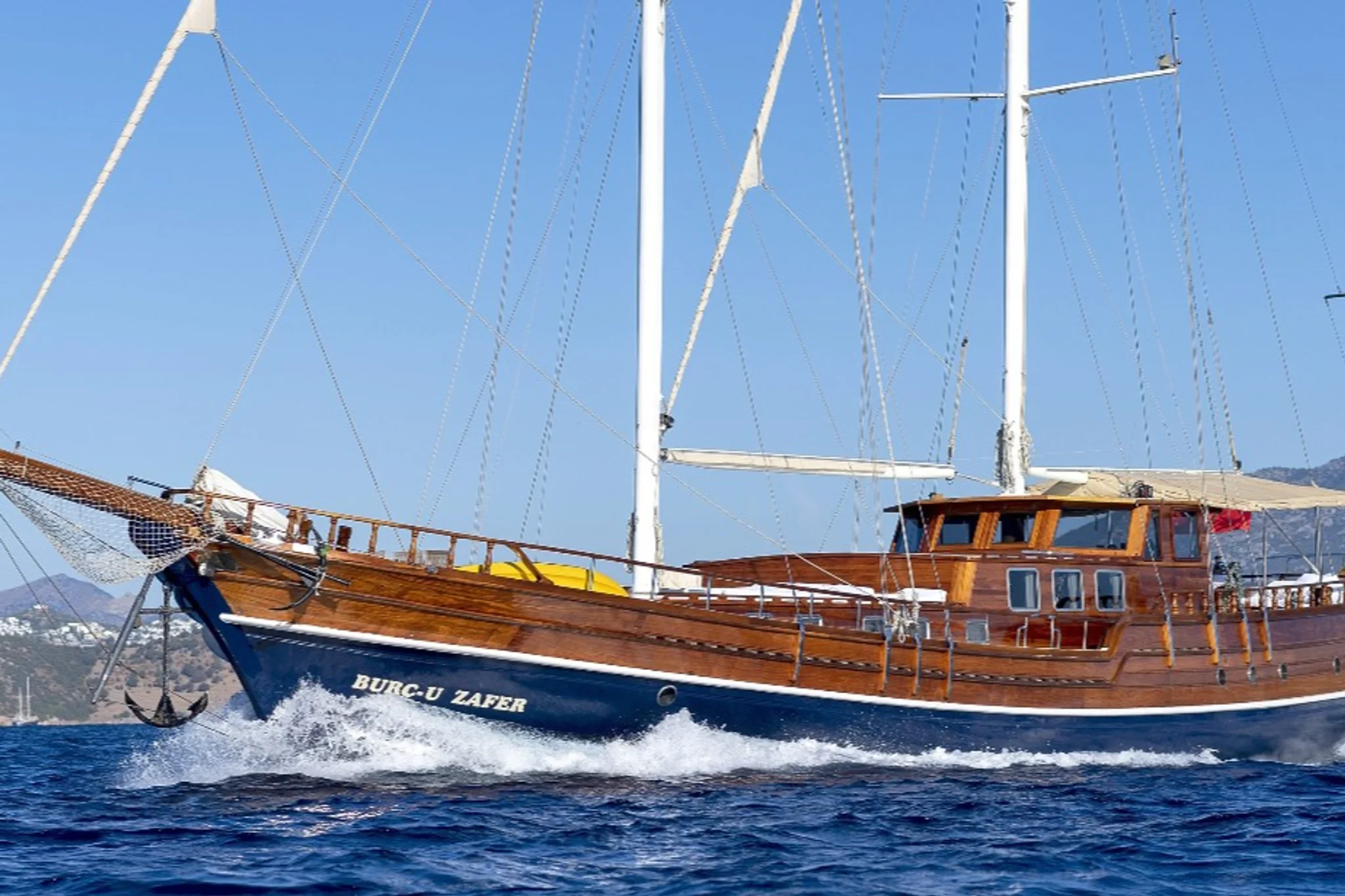 Burc-u Zafer yacht