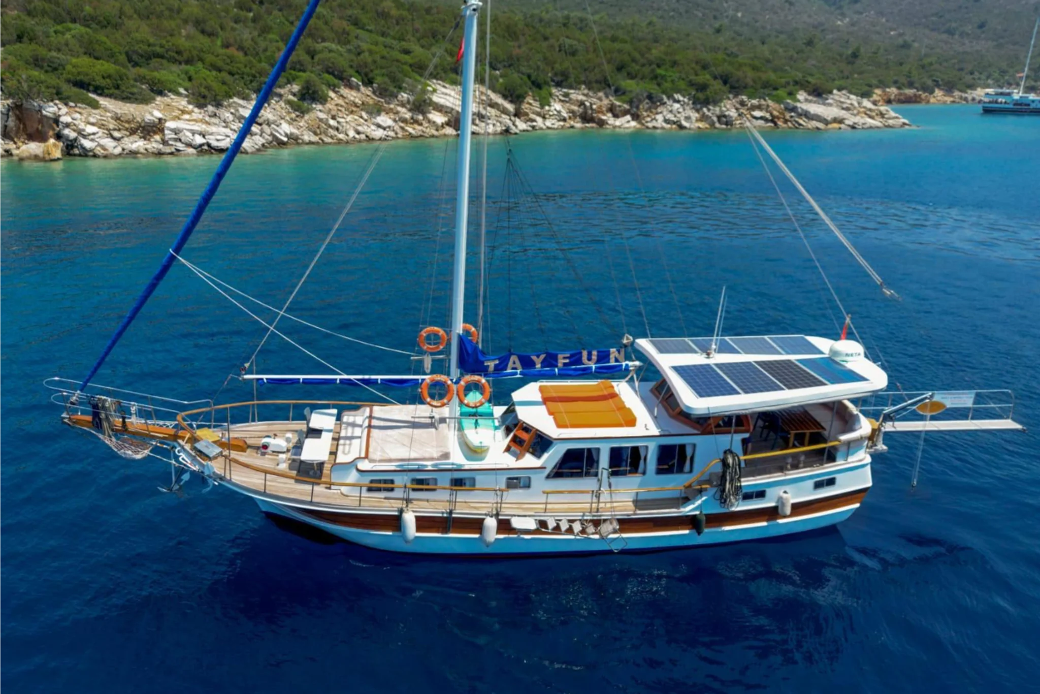 Yacht TAYFUN