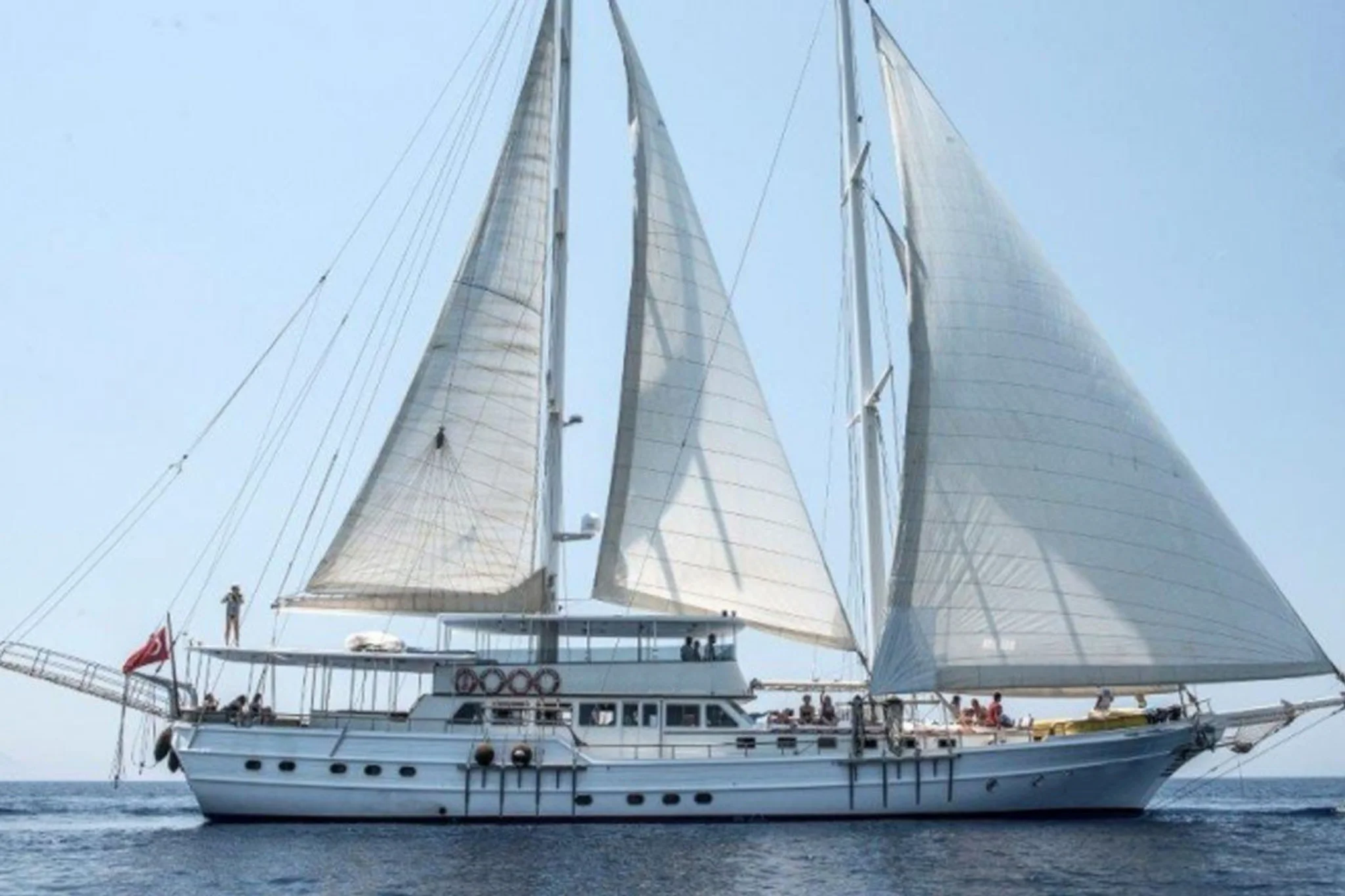 Aegean Clipper yacht
