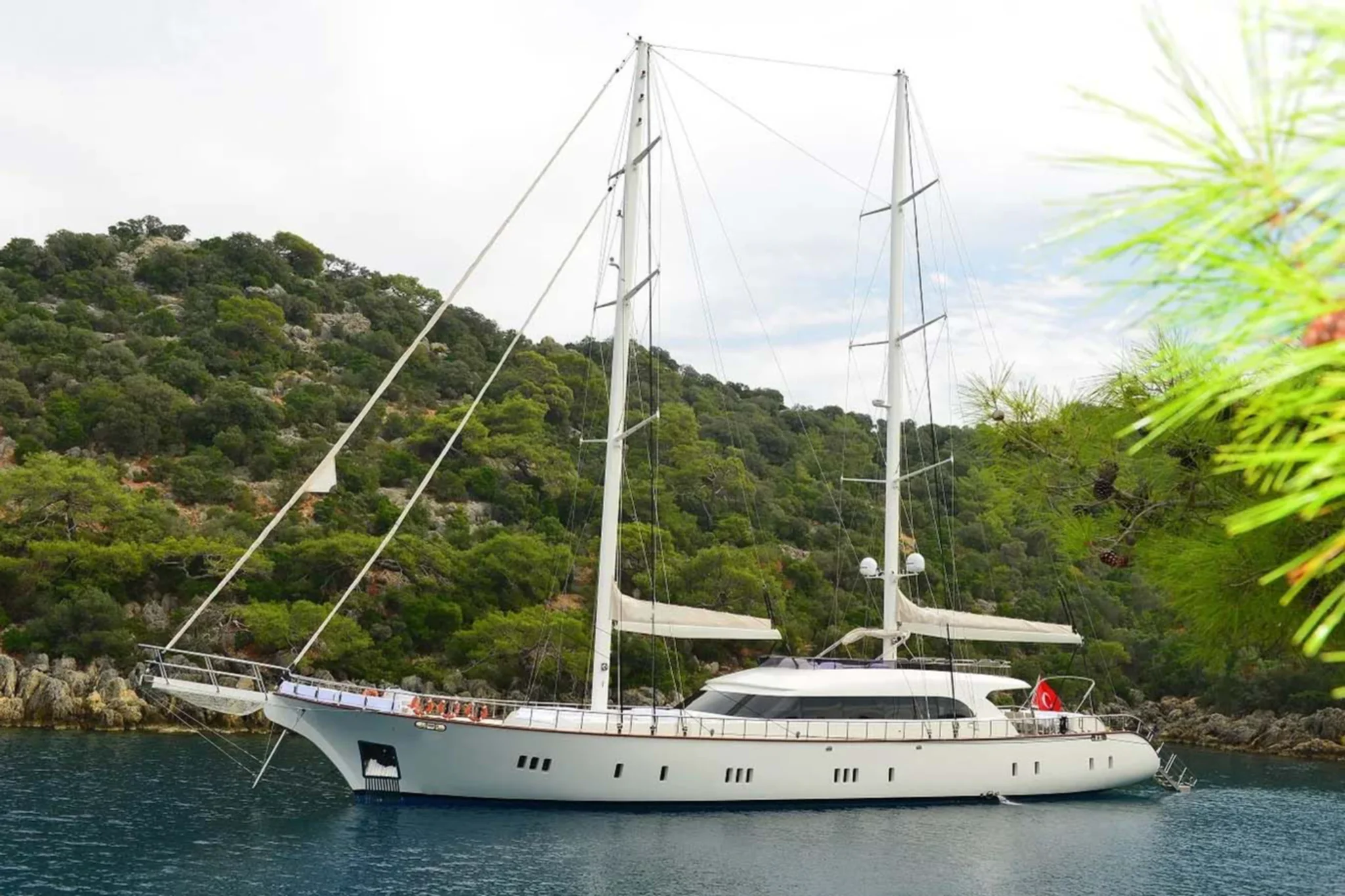 BIG BOSS yacht