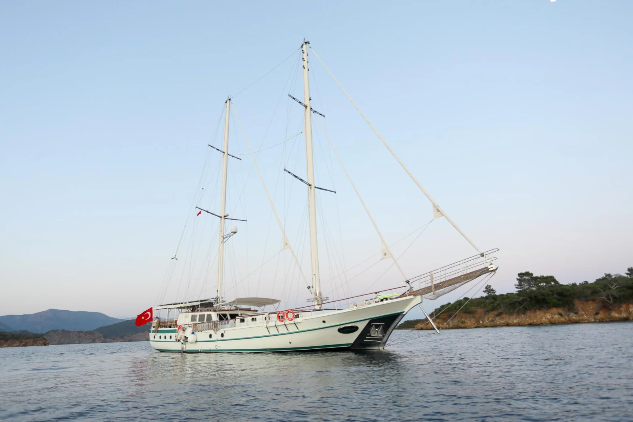 Sunworld 10 yacht