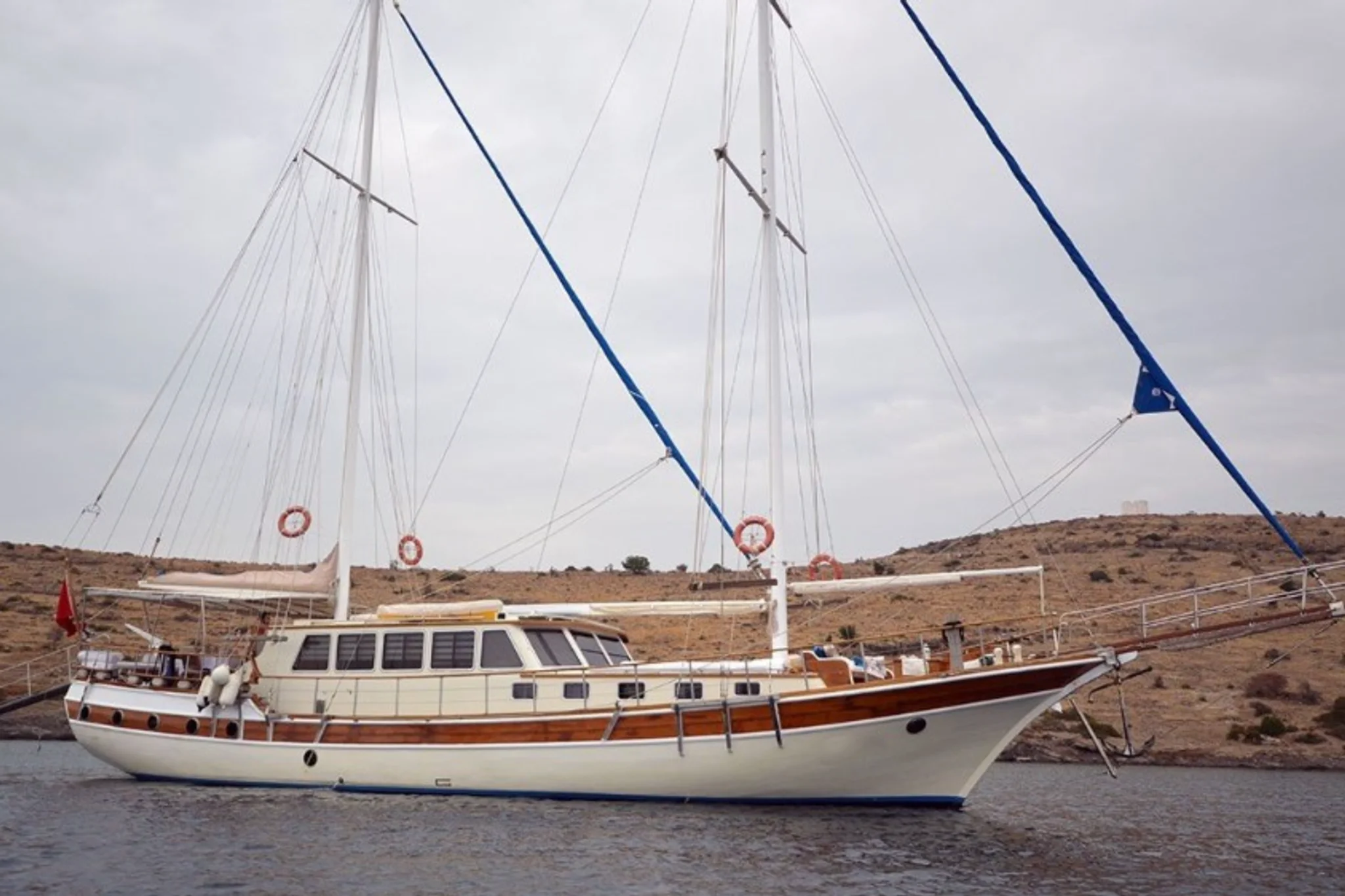 Tufan 5 yacht