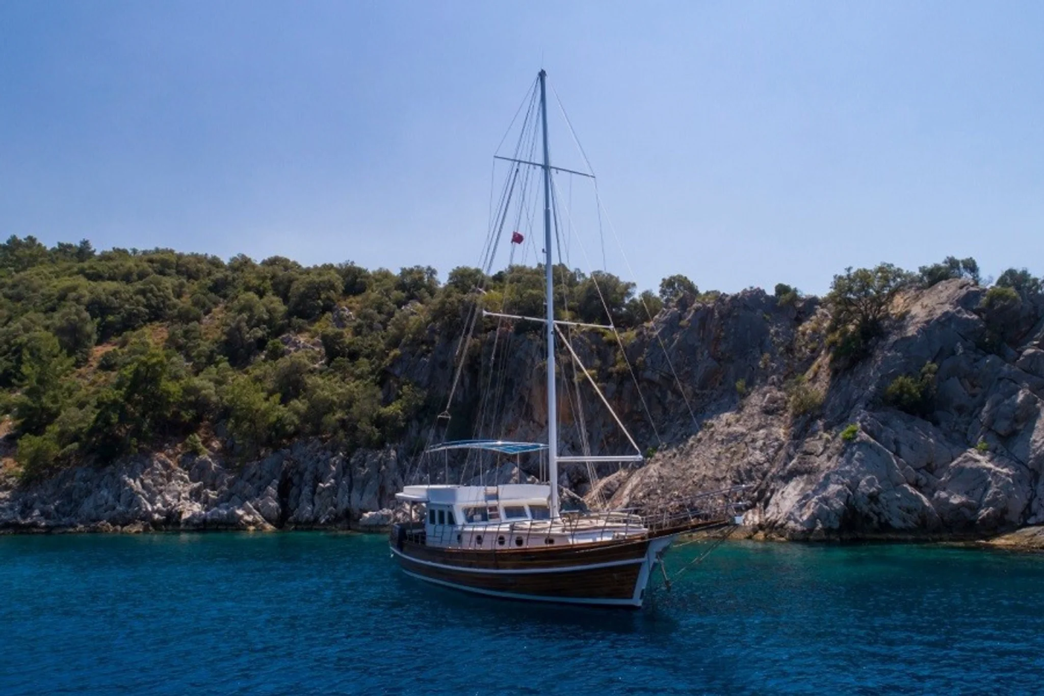 Safira yacht