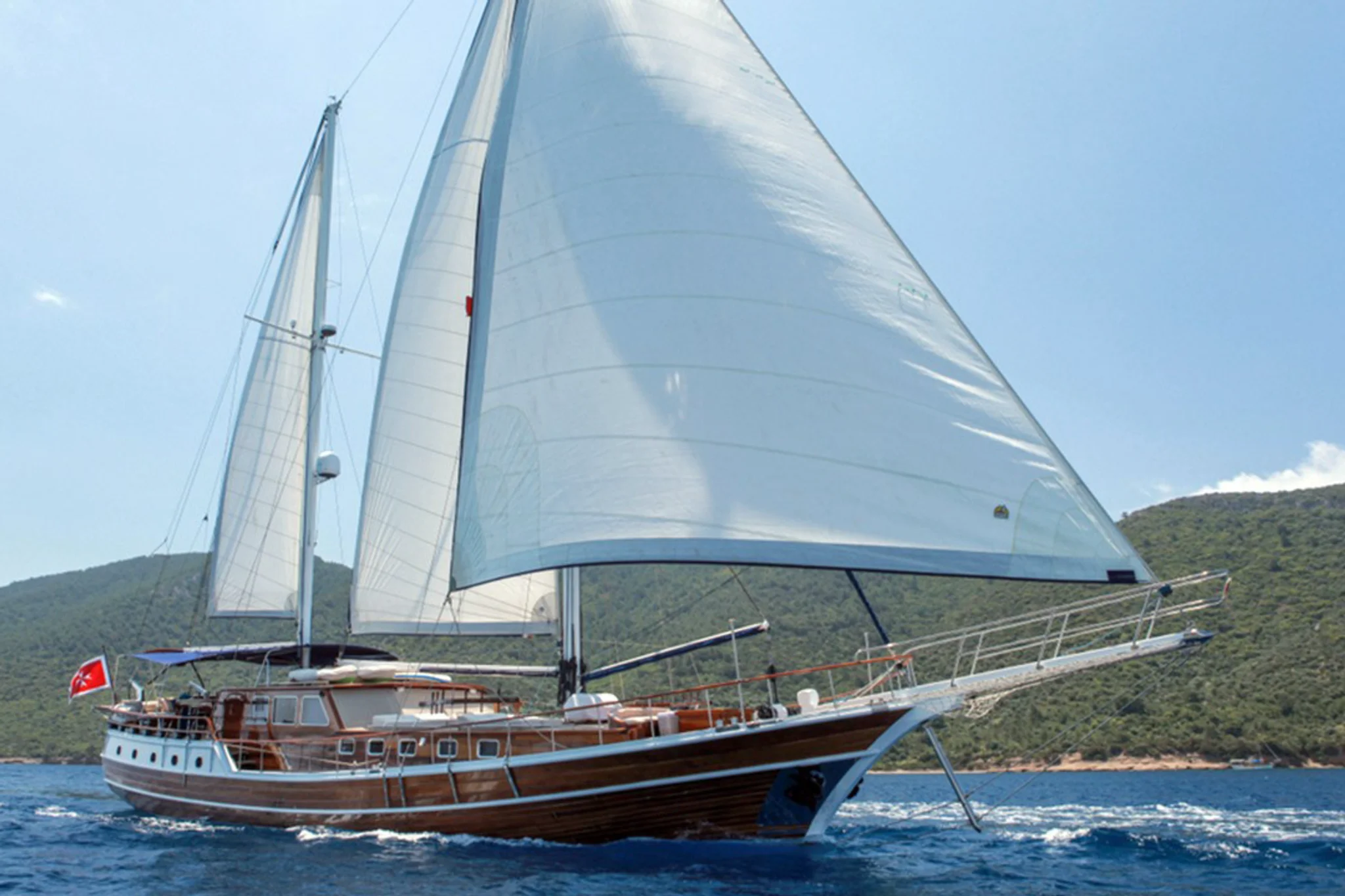 Dulcinea yacht