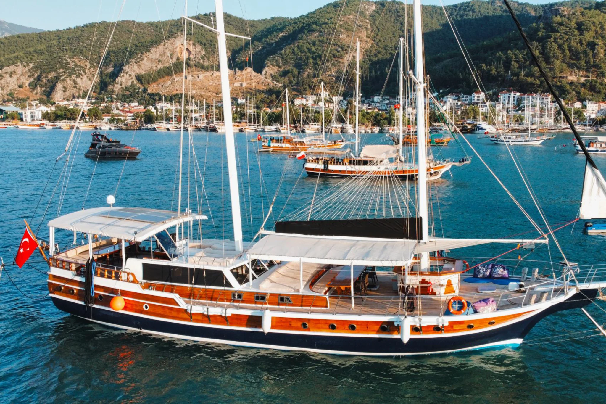 Yacht Prenses Ela