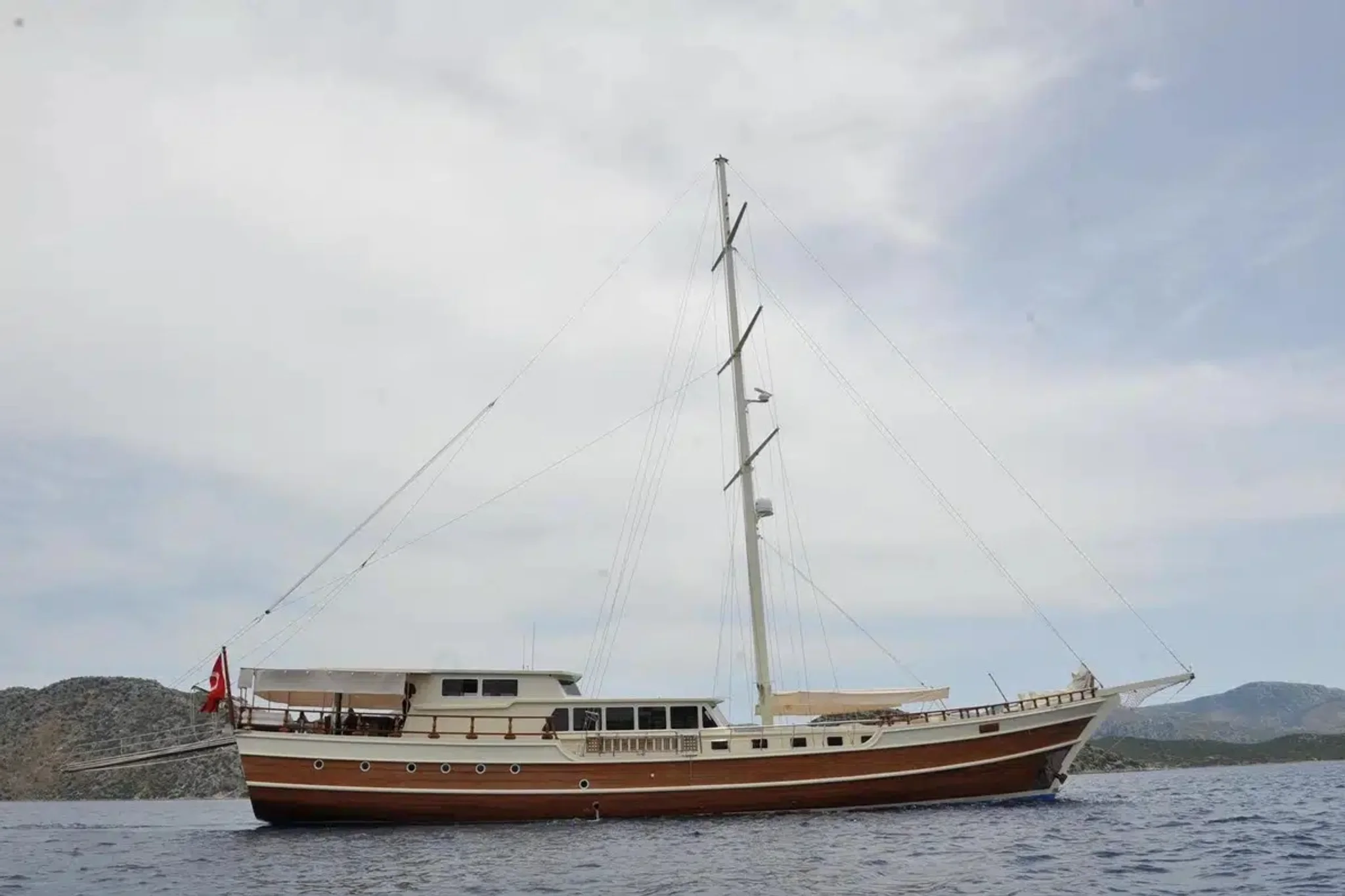 Kimbu yacht