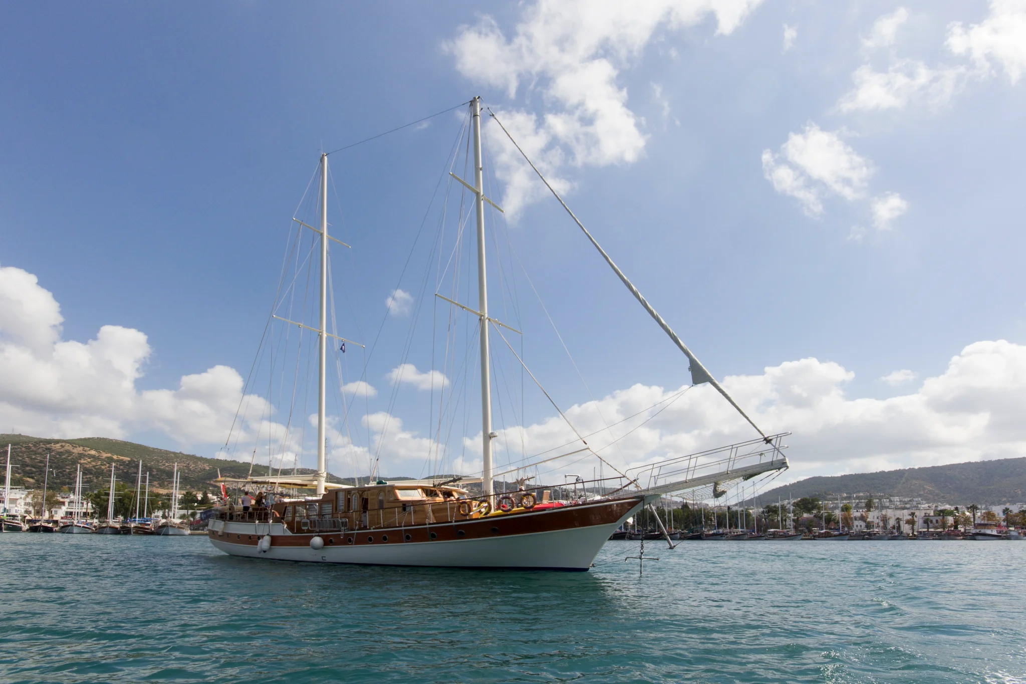 Hera yacht