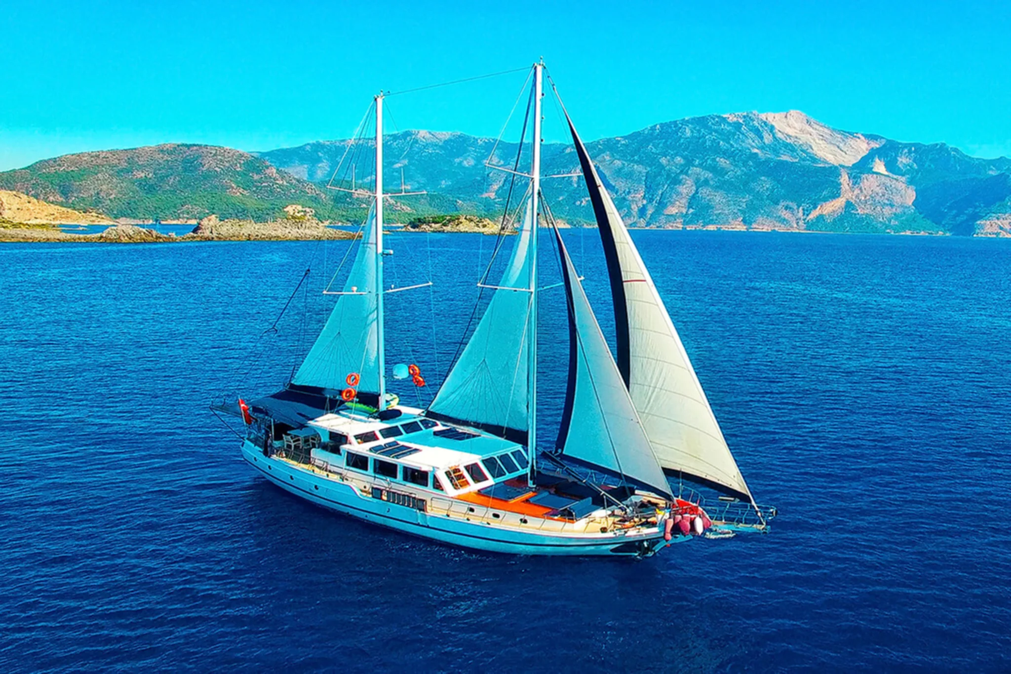 Maske yacht