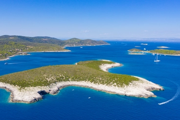 Ravnik Island